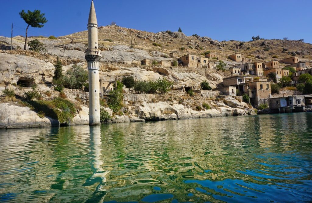Halfeti Turu